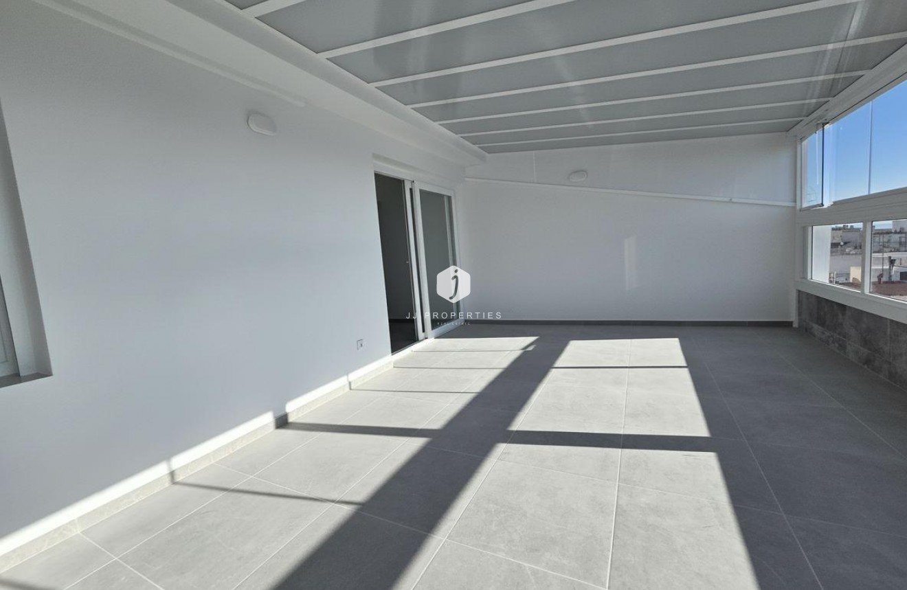 D'occasion - Attique -
Torrevieja - Playa del Cura