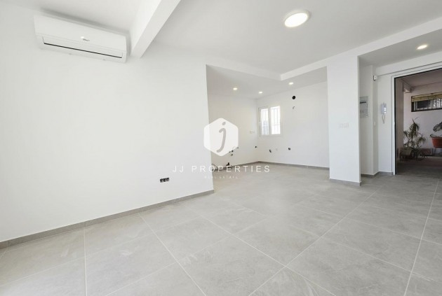 D'occasion - Attique -
Torrevieja - Playa del Cura