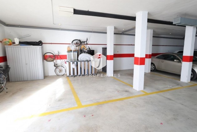 Resale - Bungalow -
Orihuela Costa - Costa Blanca