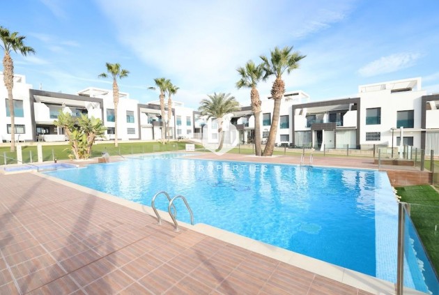 Resale - Bungalow -
Orihuela Costa - Costa Blanca