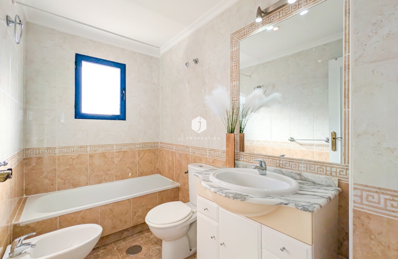 Resale - Apartment / flat -
Orihuela Costa - Costa Blanca