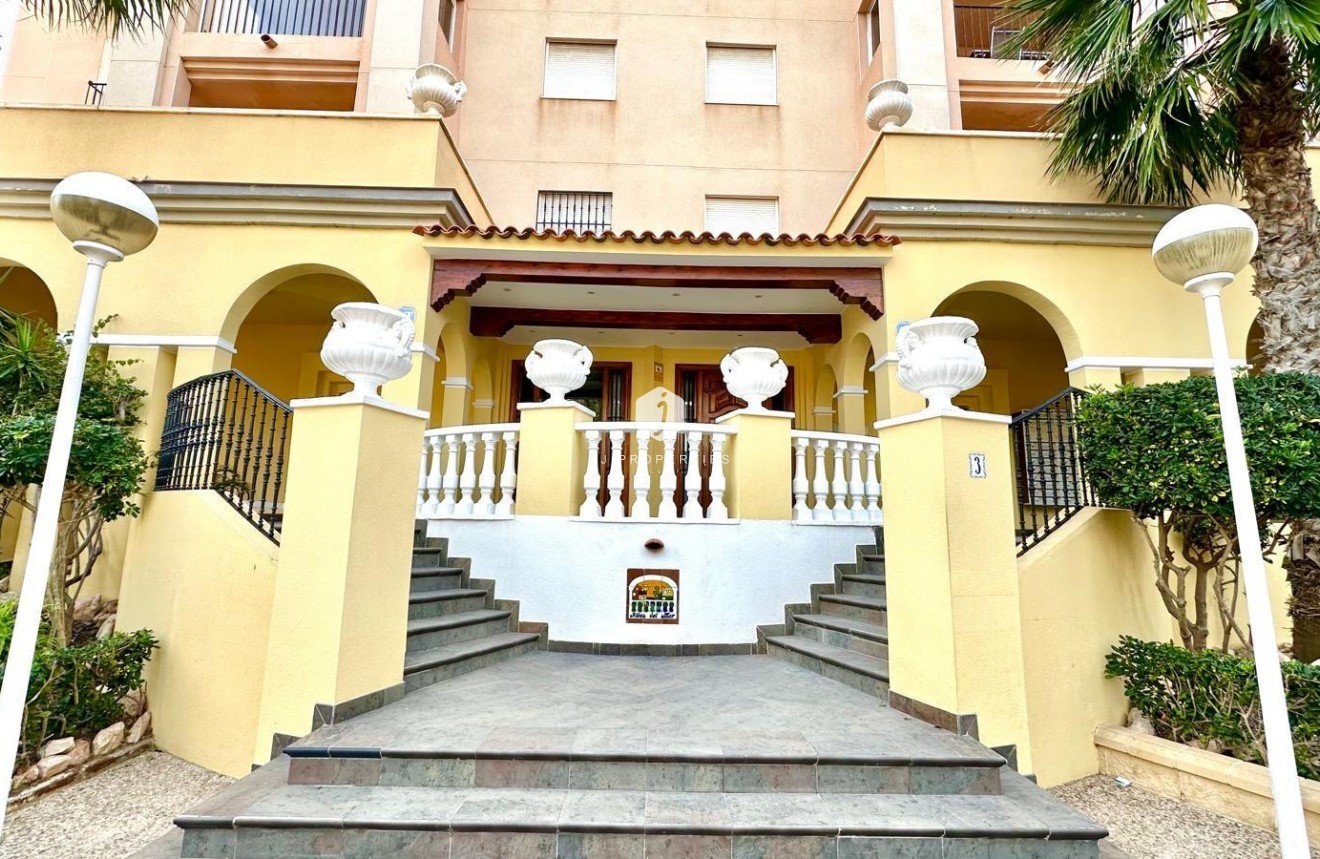 Resale - Apartment / flat -
Torrevieja - Los Frutales