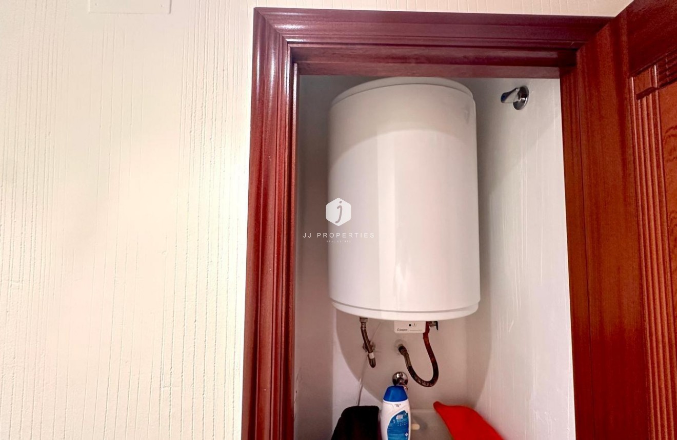 Resale - Apartment / flat -
Torrevieja - Los Frutales