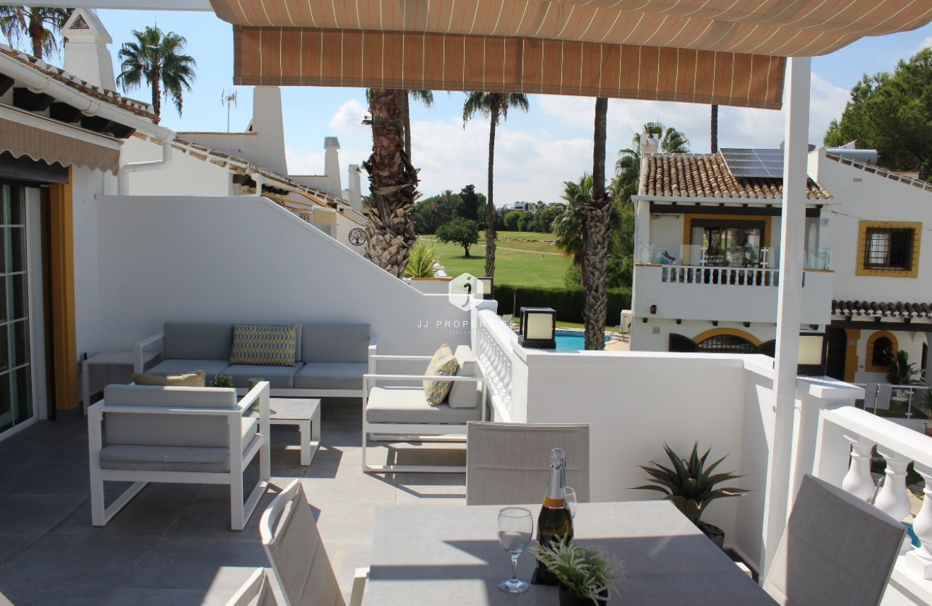 Resale - Villa -
Orihuela Costa - Costa Blanca