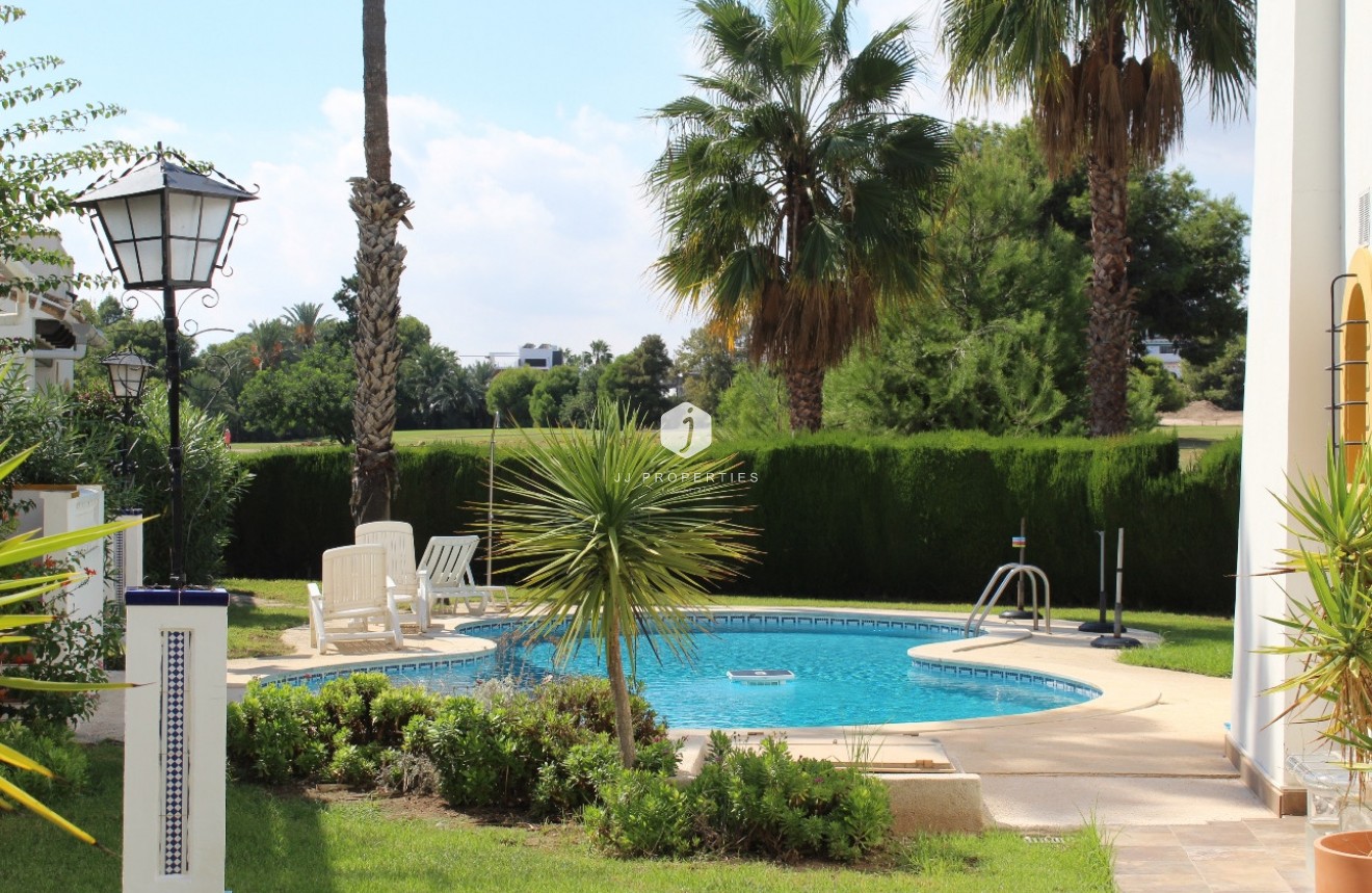 Resale - Villa -
Orihuela Costa - Costa Blanca