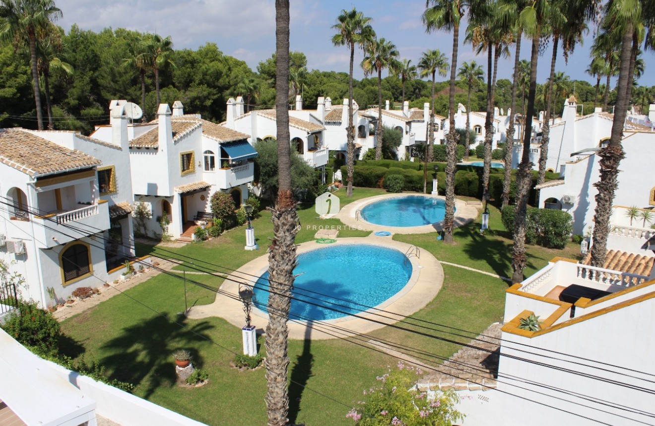 Resale - Villa -
Orihuela Costa - Costa Blanca