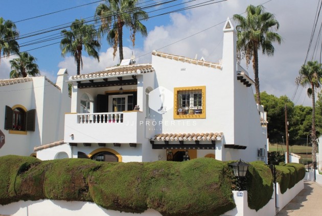 Resale - Villa -
Orihuela Costa - Costa Blanca