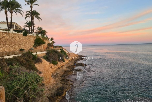 Resale - Villa -
Orihuela Costa - Costa Blanca