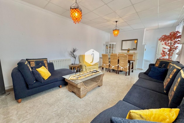 Resale - Villa -
Dolores - Comunidad Valenciana