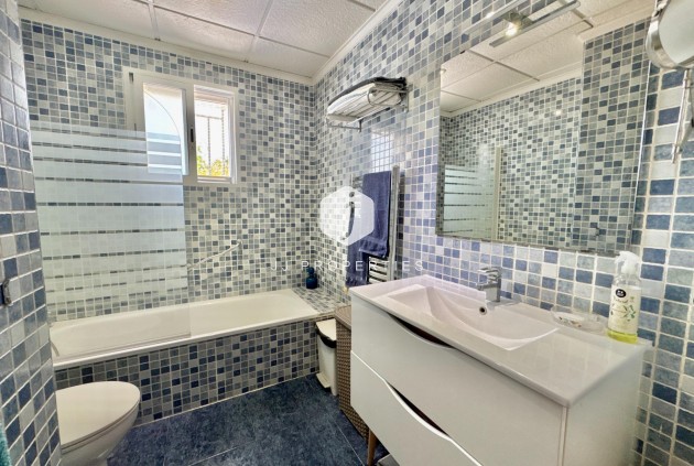 Resale - Villa -
Dolores - Comunidad Valenciana