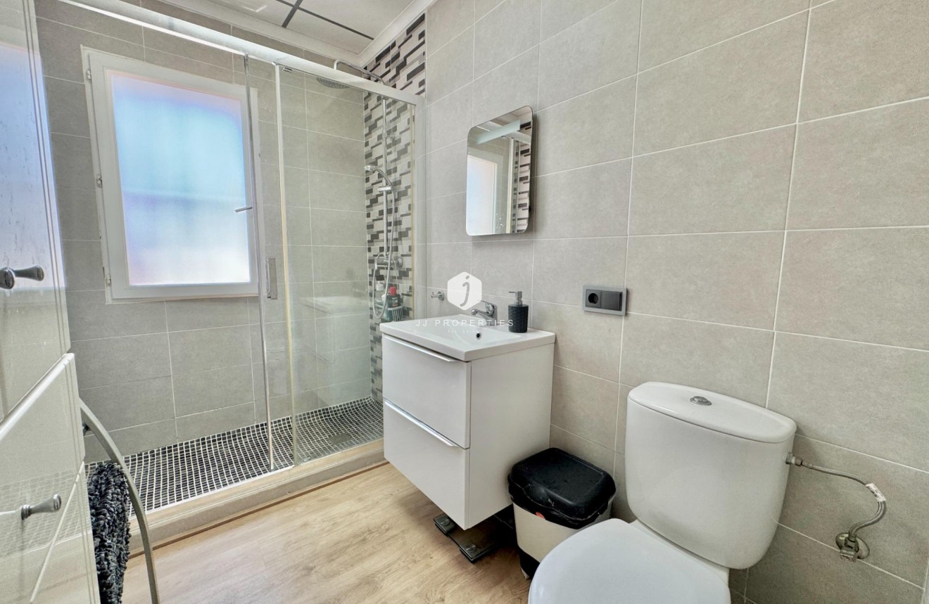 Resale - Villa -
Dolores - Comunidad Valenciana