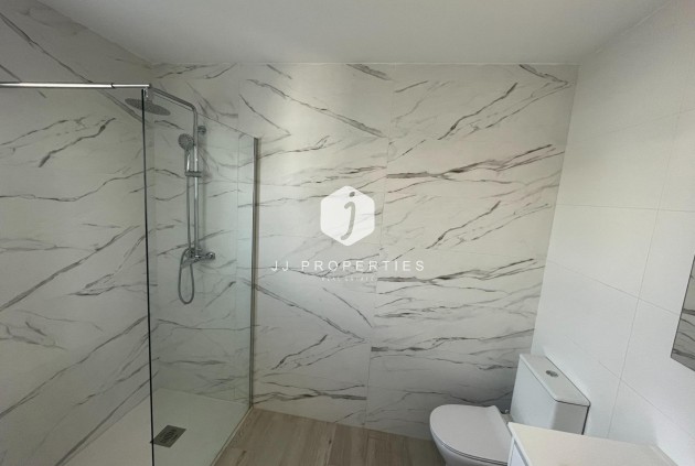 Resale - Bungalow -
Orihuela Costa - La Regia