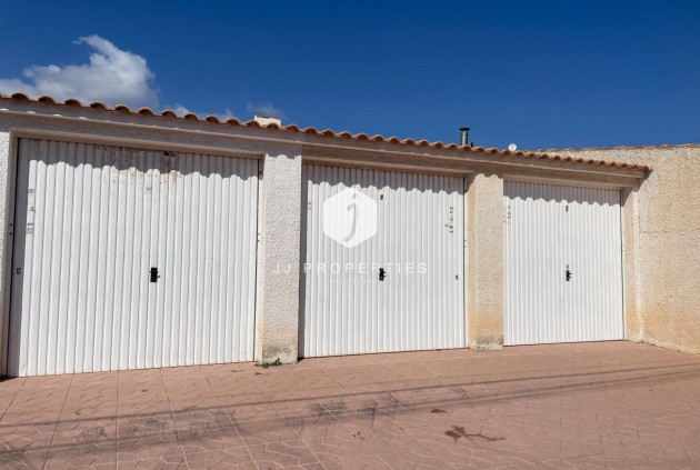 Resale - Bungalow -
Orihuela Costa - La Regia
