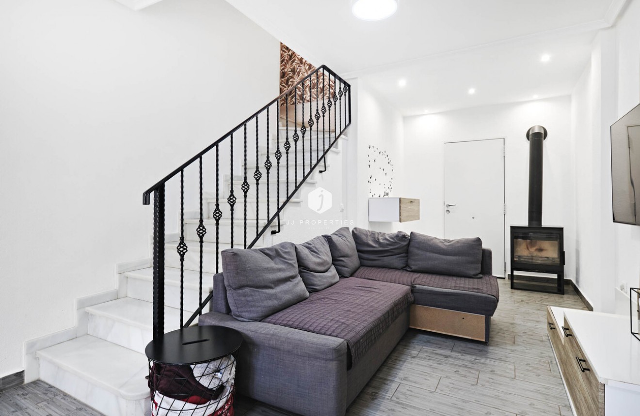 Resale - Chalet -
Guardamar del Segura - El Raso