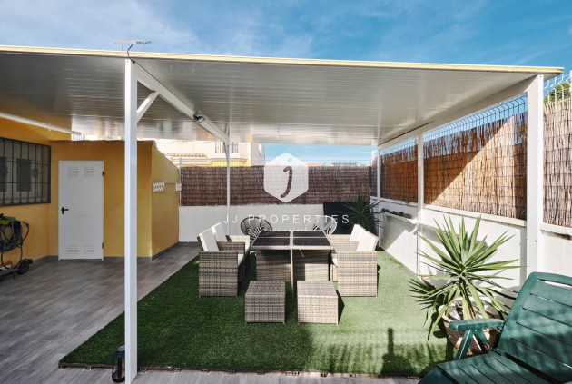 Resale - Chalet -
Guardamar del Segura - El Raso