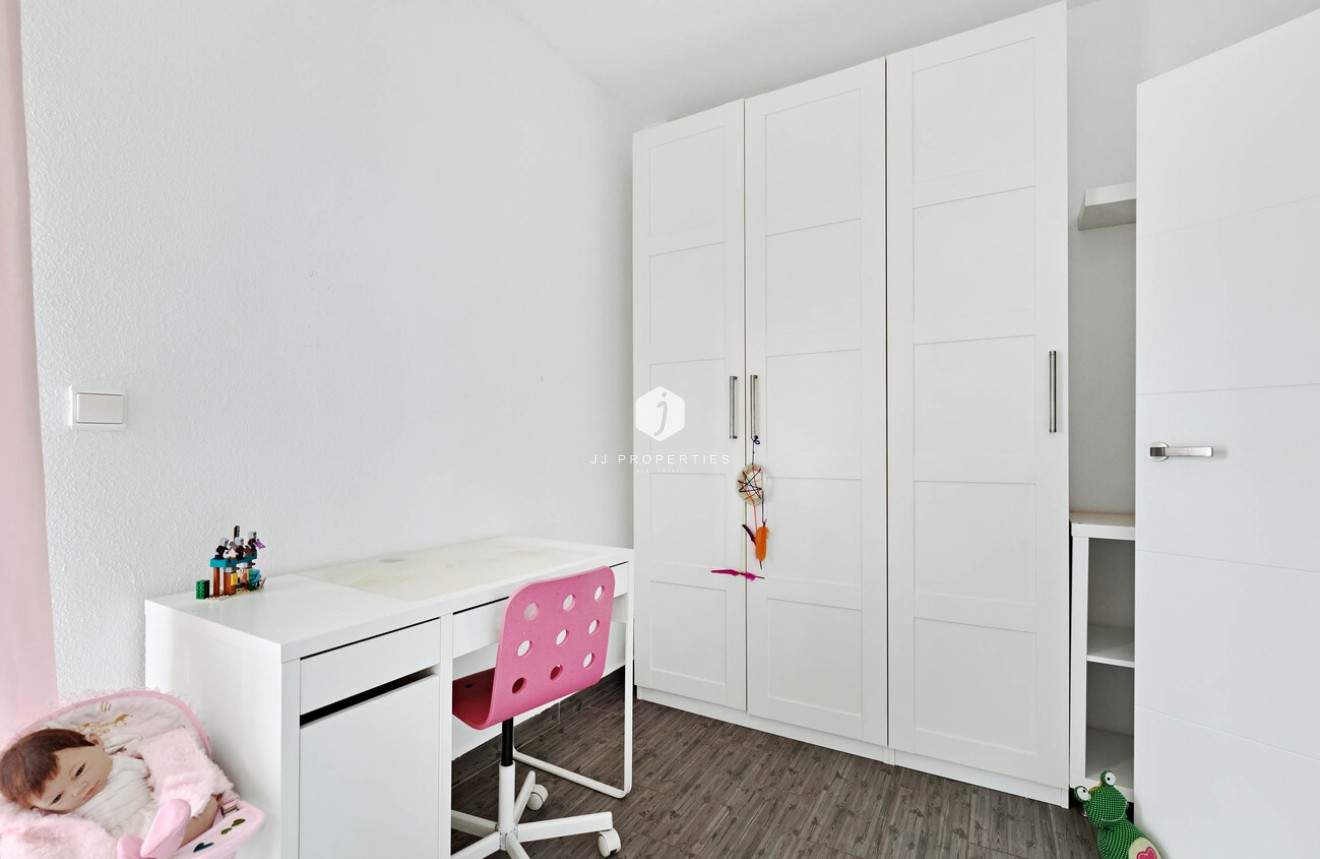 Resale - Chalet -
Guardamar del Segura - El Raso