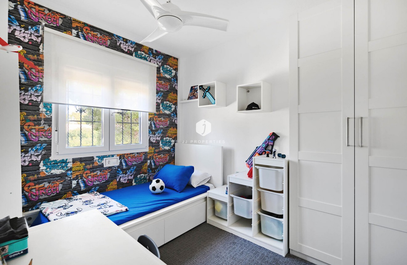 Resale - Chalet -
Guardamar del Segura - El Raso