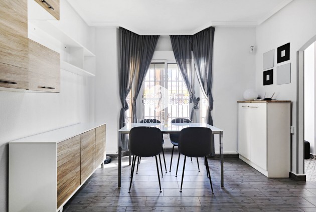 Resale - Chalet -
Guardamar del Segura - El Raso