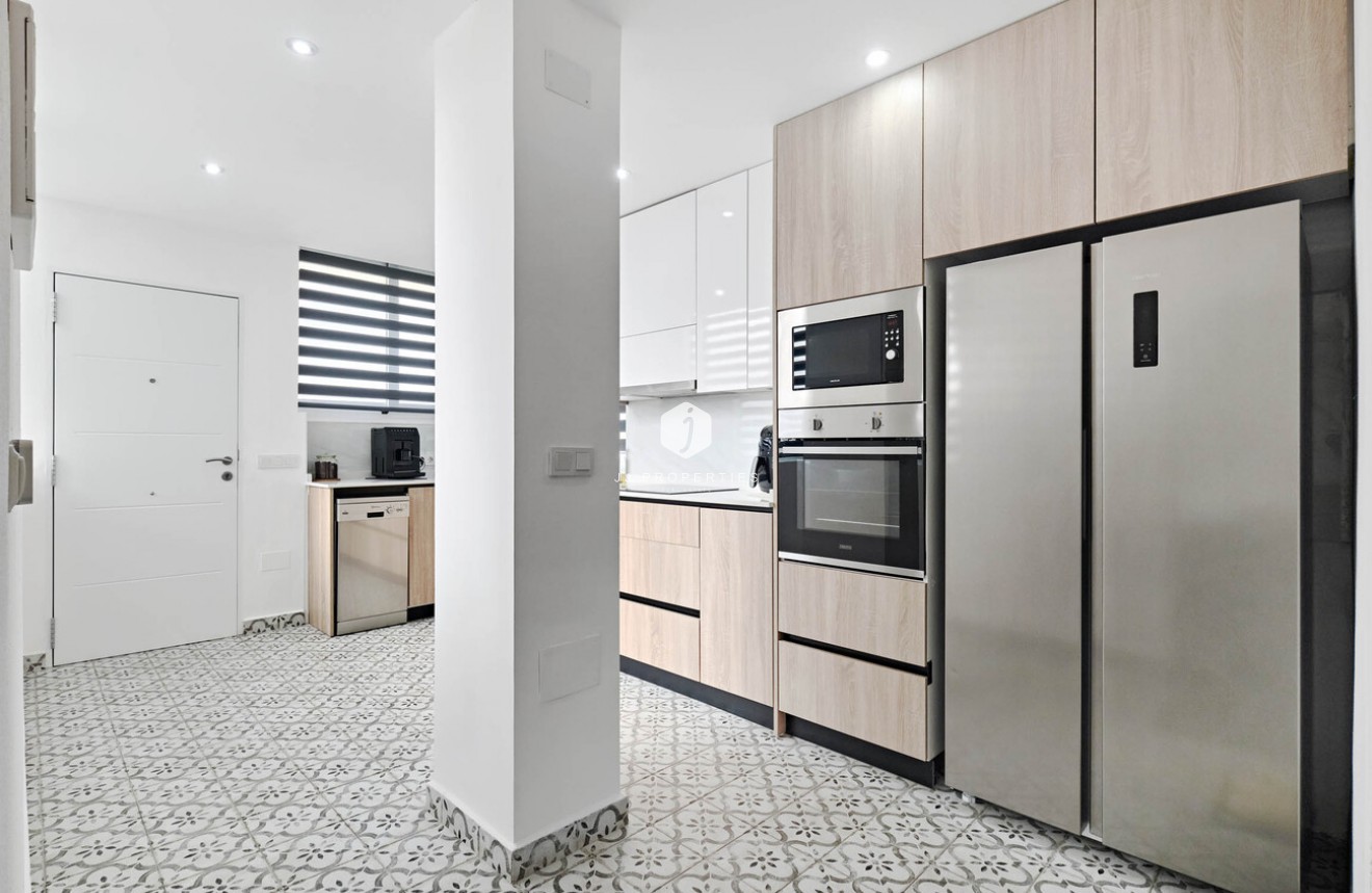 Resale - Chalet -
Guardamar del Segura - El Raso