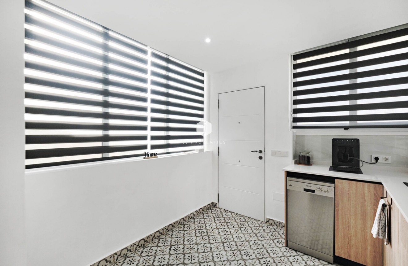 Resale - Chalet -
Guardamar del Segura - El Raso