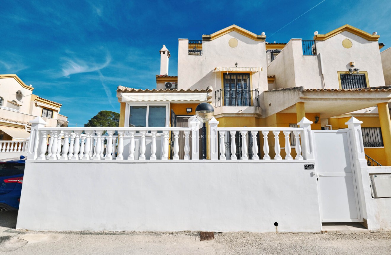 Resale - Chalet -
Guardamar del Segura - El Raso