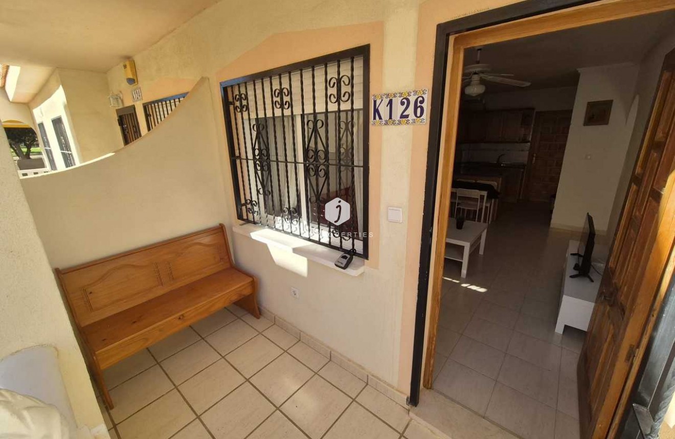 Resale - Apartment / flat -
Playa Flamenca - Costa Blanca