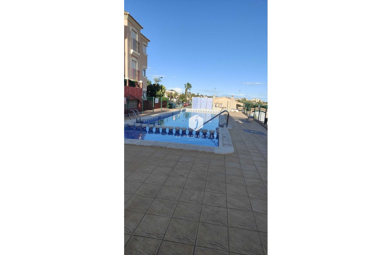 Resale - Apartment / flat -
Playa Flamenca - Costa Blanca