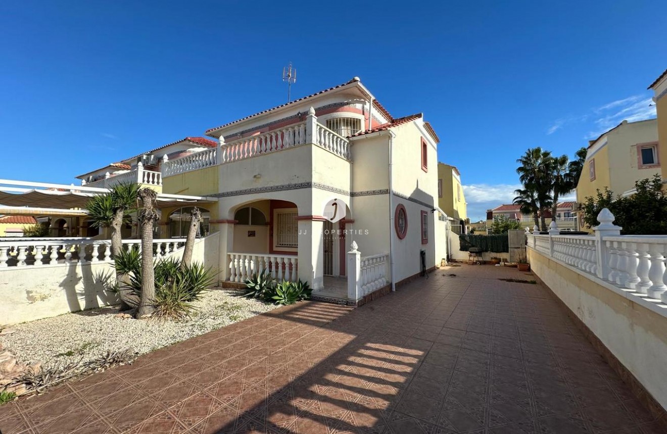 Resale - Chalet -
Cabo Roig - Costa Blanca