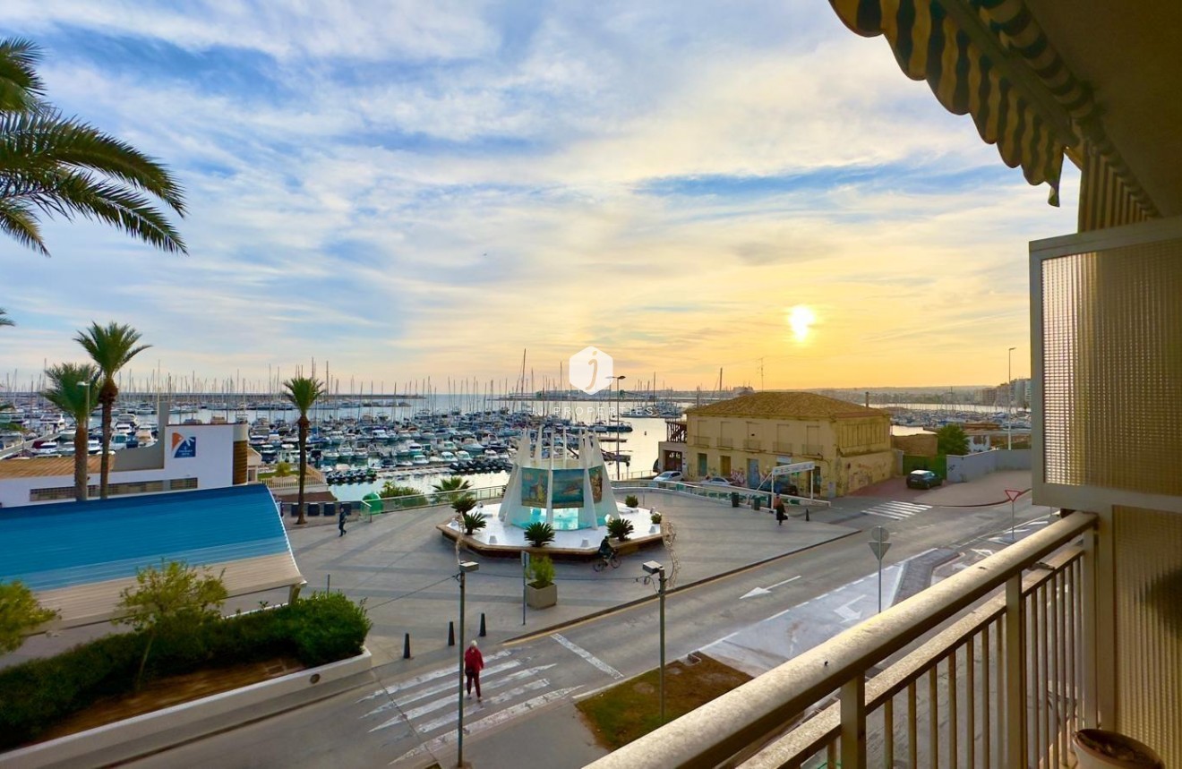 Aus zweiter Hand - Wohnung -
Torrevieja