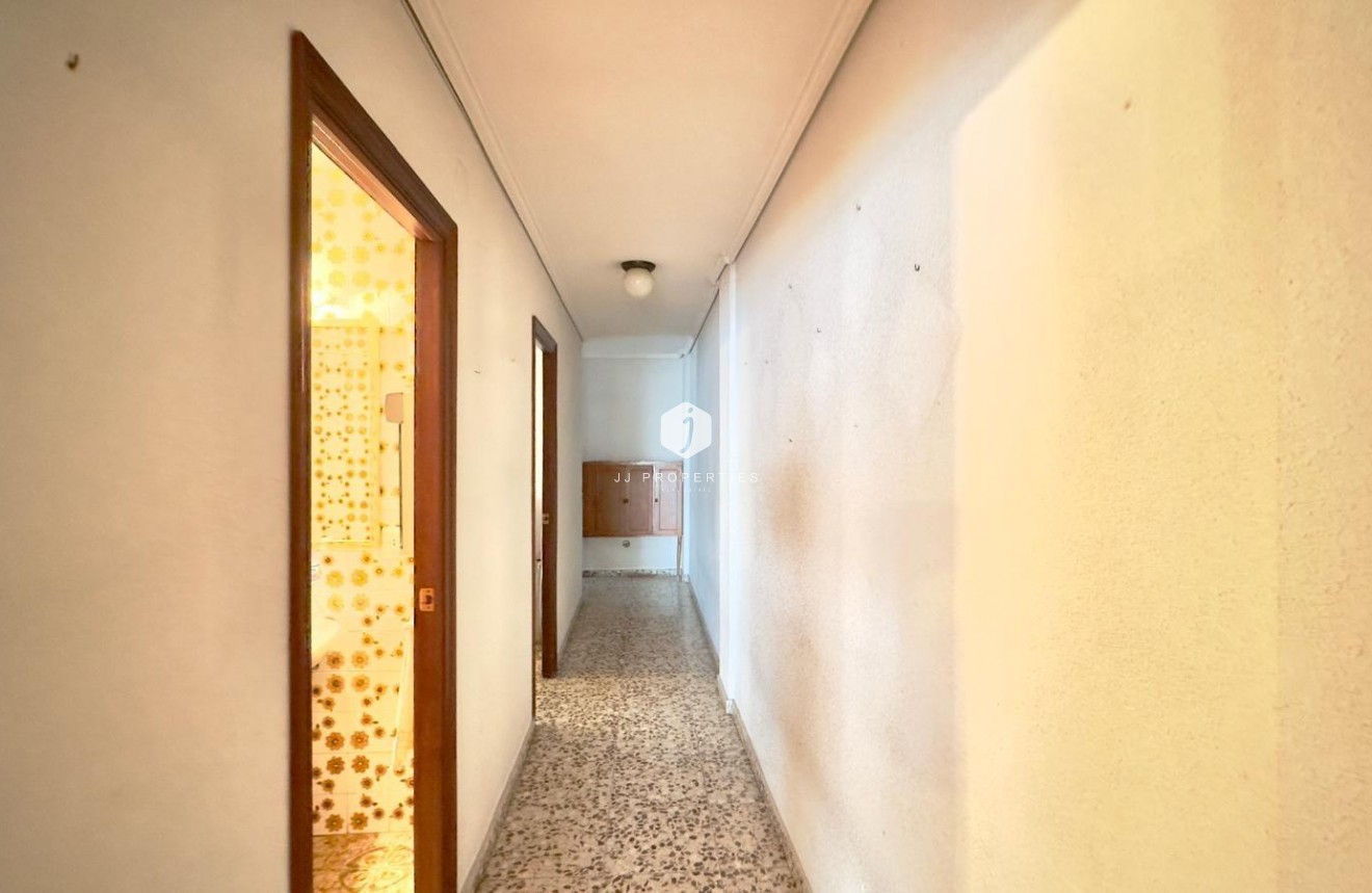 Aus zweiter Hand - Wohnung -
Torrevieja