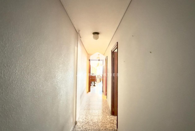 Aus zweiter Hand - Wohnung -
Torrevieja