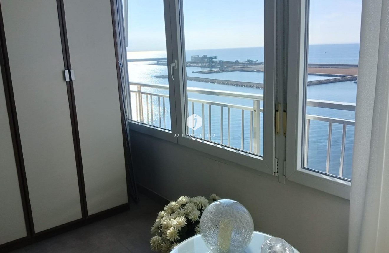 Resale - Apartment / flat -
Torrevieja - El Acequión - Los Náufragos