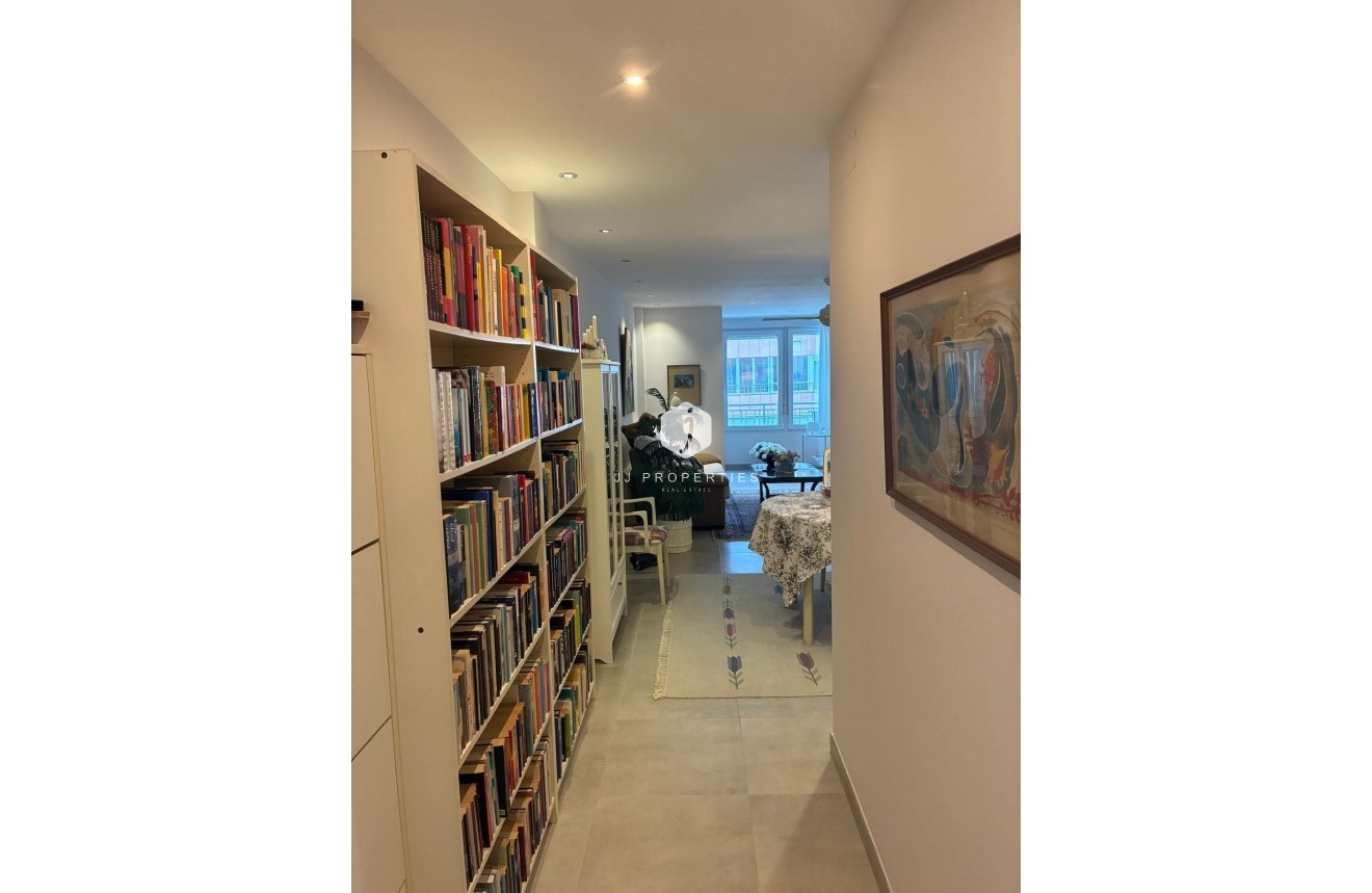 Resale - Apartment / flat -
Torrevieja - El Acequión - Los Náufragos