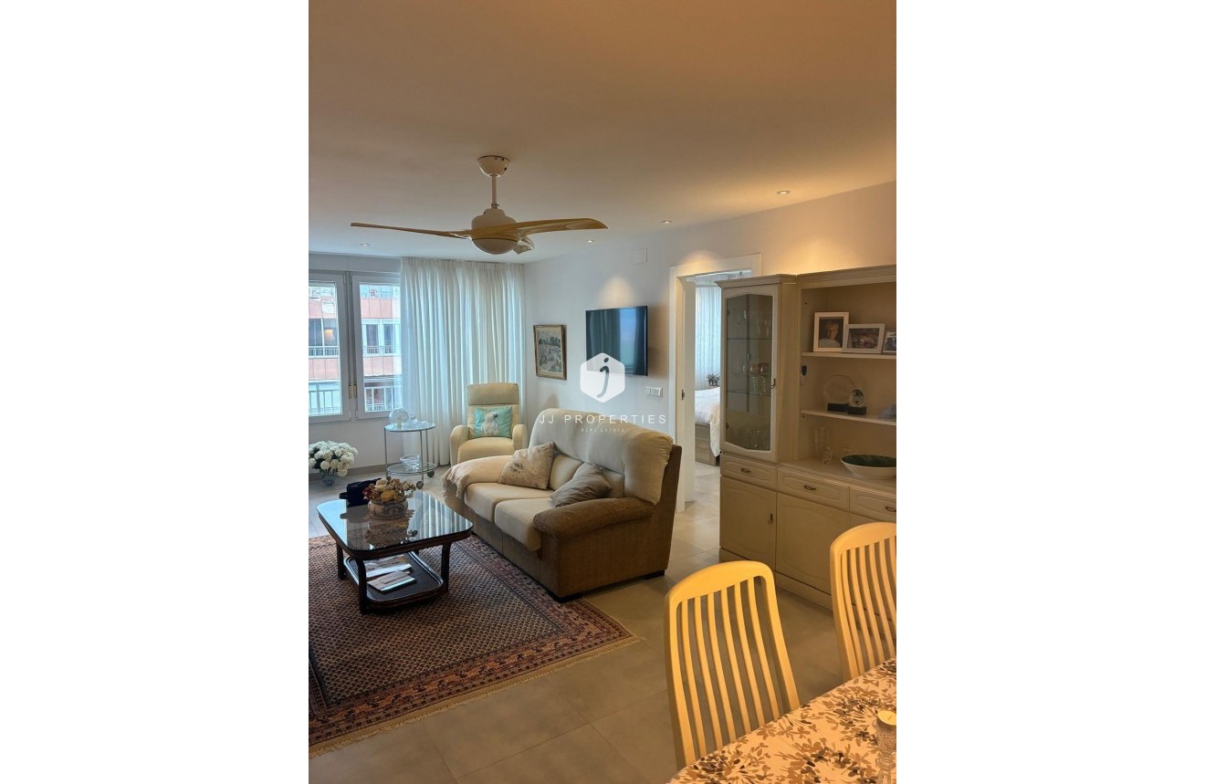 Resale - Apartment / flat -
Torrevieja - El Acequión - Los Náufragos