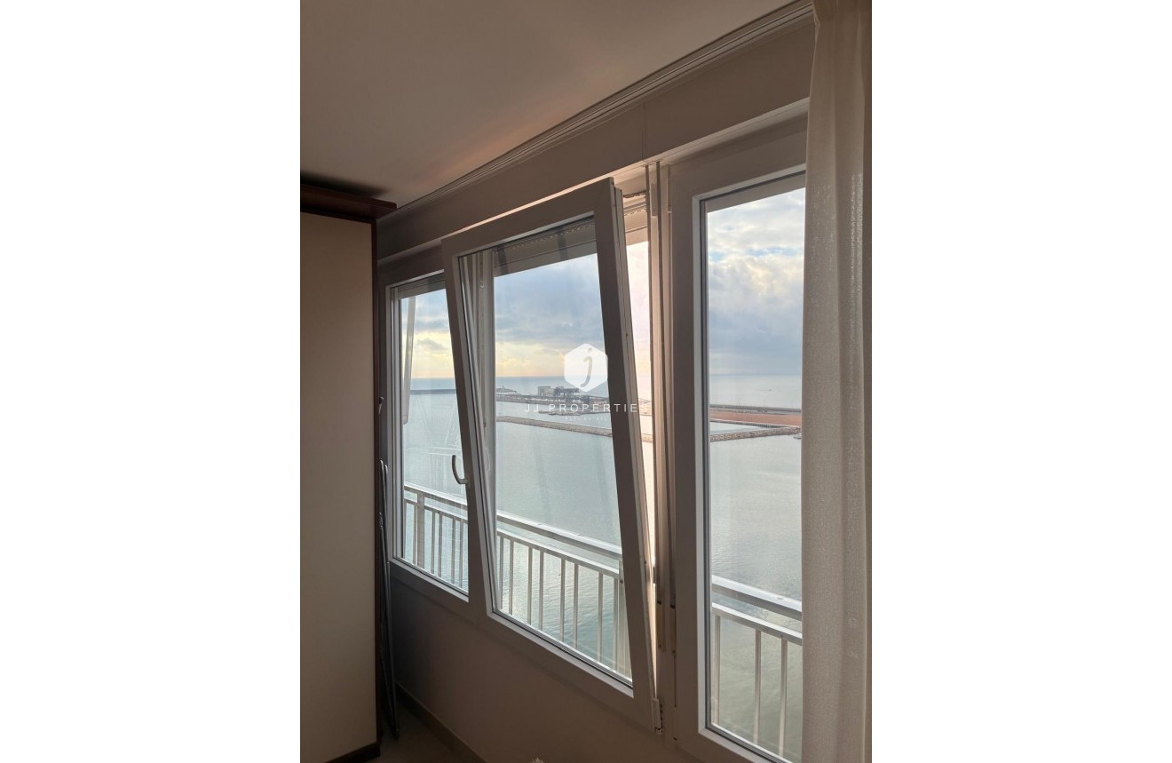 Resale - Apartment / flat -
Torrevieja - El Acequión - Los Náufragos