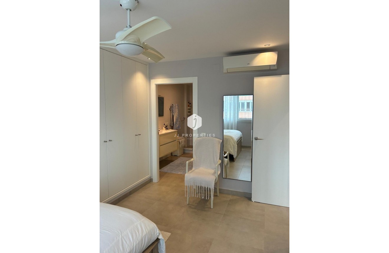 Resale - Apartment / flat -
Torrevieja - El Acequión - Los Náufragos