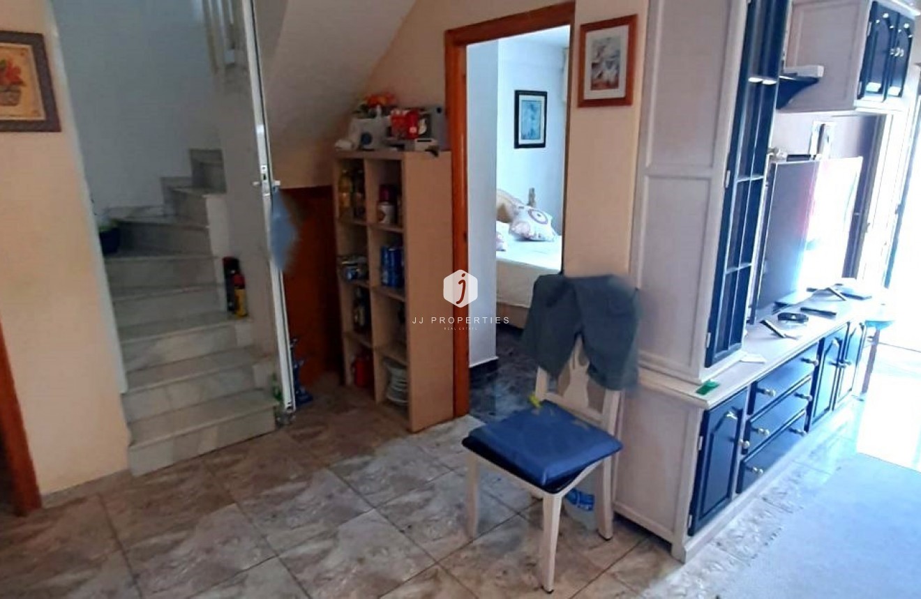 Resale - Bungalow -
Torrevieja - Costa Blanca