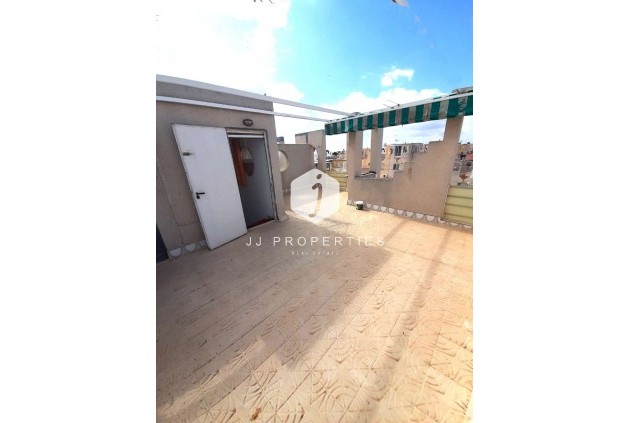 Resale - Bungalow -
Torrevieja - Costa Blanca