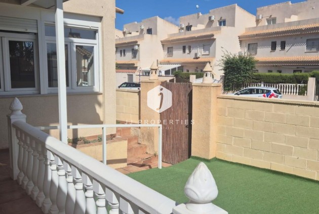 Segunda mano - Chalet -
Orihuela Costa - Costa Blanca