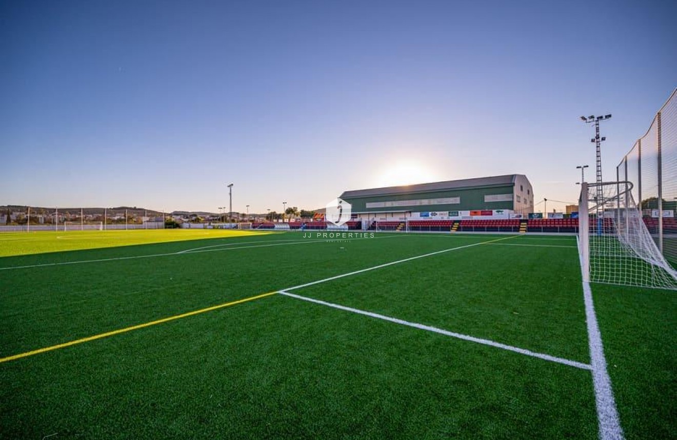 Neue Gebäude - Penthouse -
Bigastro - pueblo