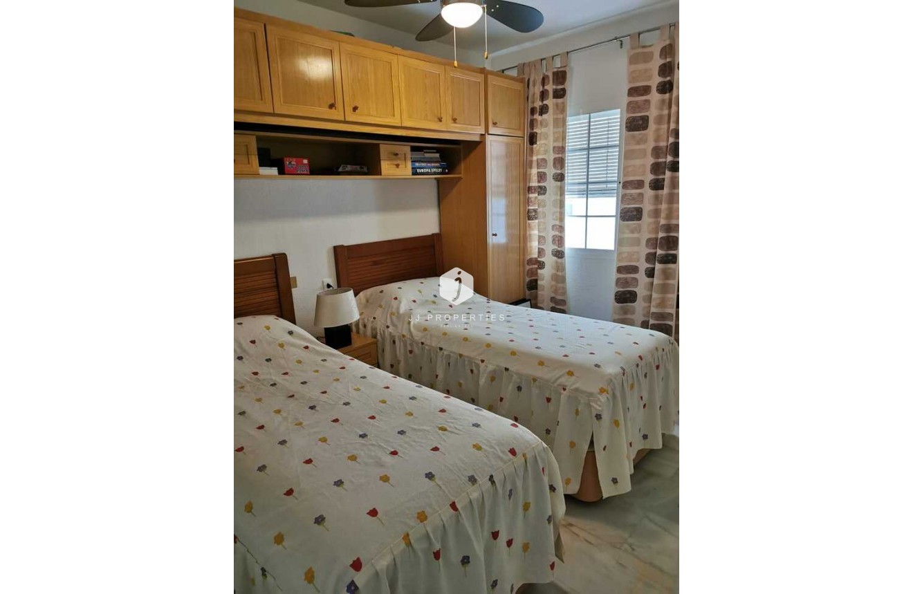 Segunda mano - Ático -
Torrevieja - Playa de los Locos