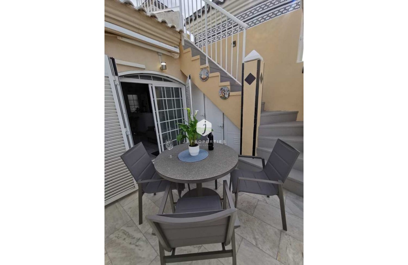 Segunda mano - Ático -
Torrevieja - Playa de los Locos