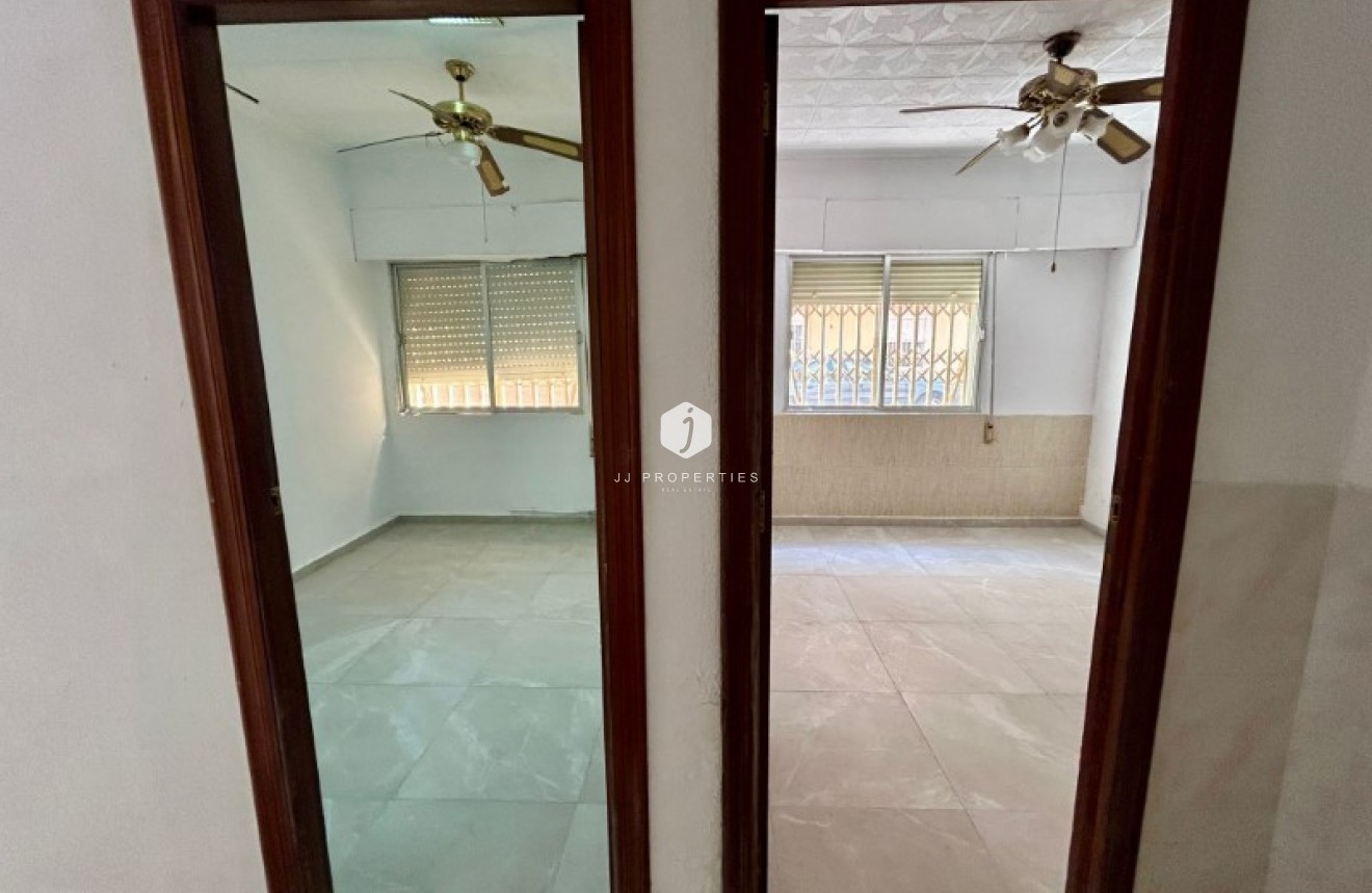 Aus zweiter Hand - Wohnung -
Torrevieja - Costa Blanca