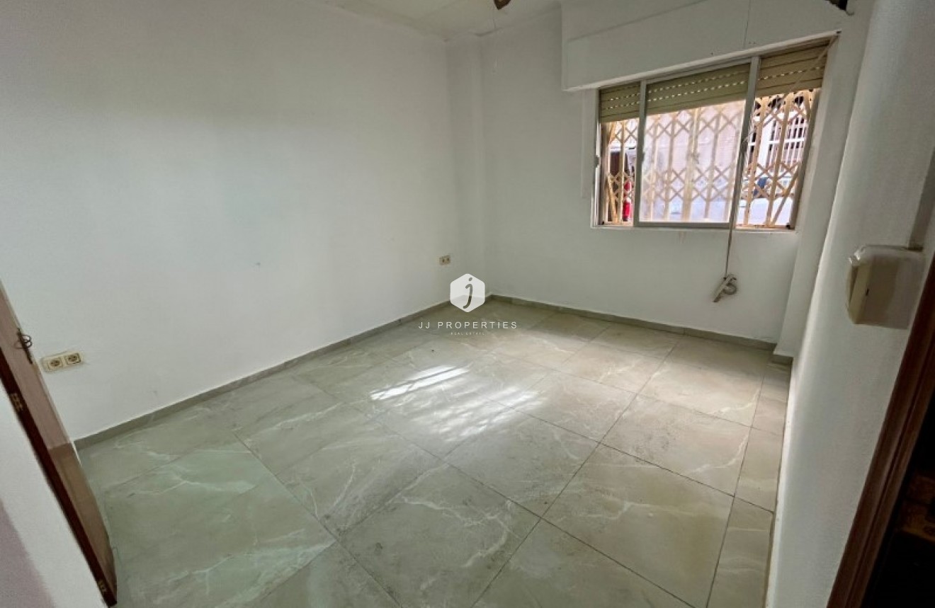 Aus zweiter Hand - Wohnung -
Torrevieja - Costa Blanca