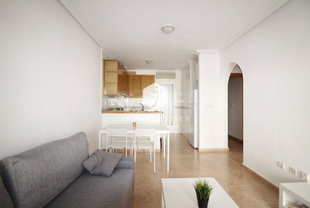 Resale - Bungalow -
Orihuela Costa - La Florida