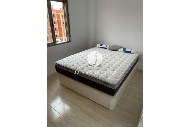 Resale - Apartment / flat -
San Miguel de Salinas - Inland