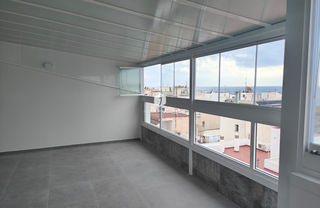 Resale - Apartment / flat -
Torrevieja - Costa Blanca