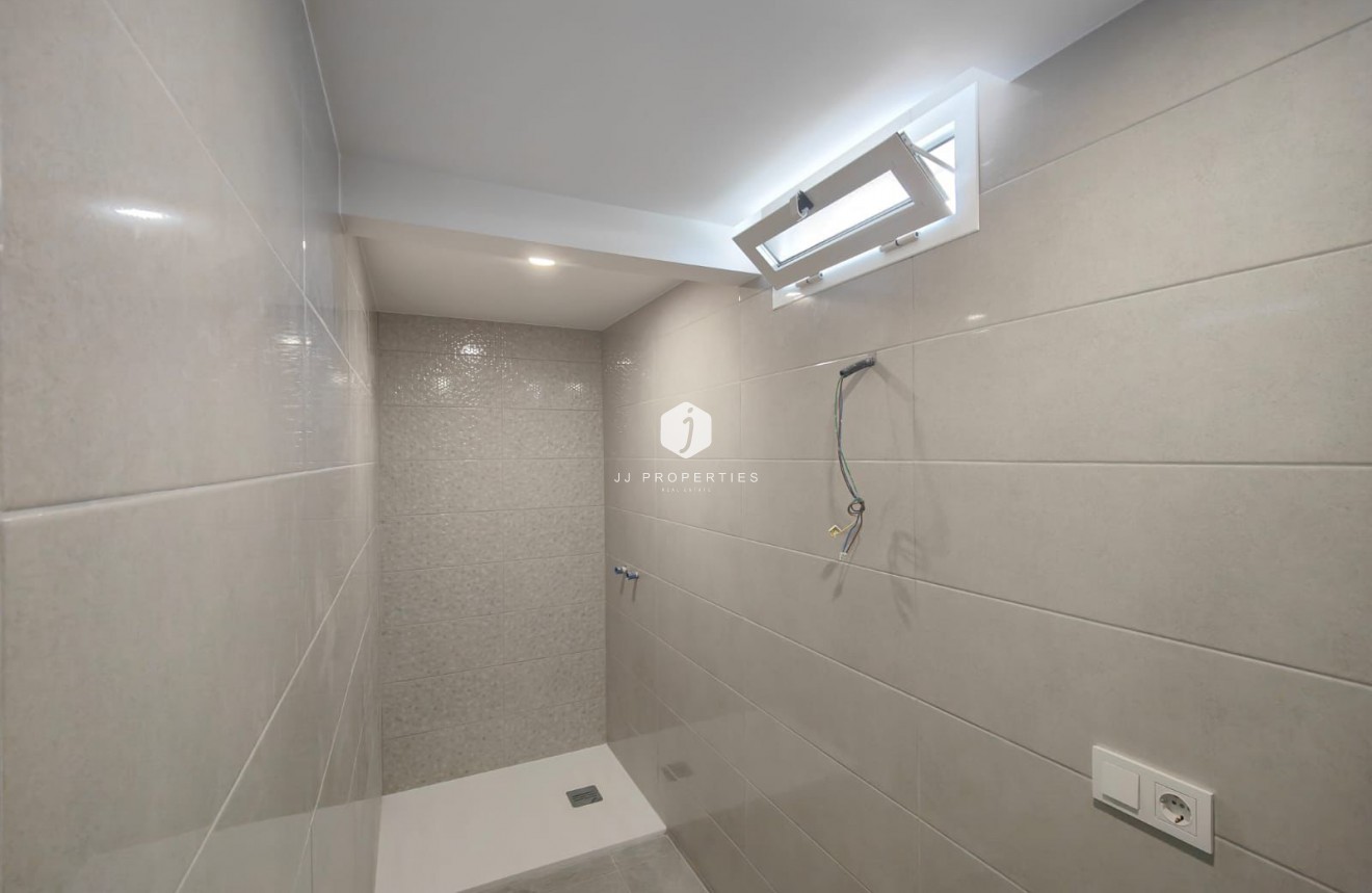 Resale - Apartment / flat -
Torrevieja - Costa Blanca