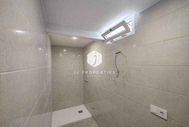 Resale - Apartment / flat -
Torrevieja - Costa Blanca