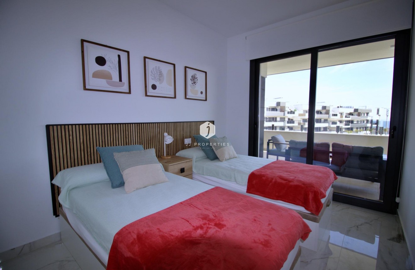 Resale - Apartment / flat -
Orihuela Costa - Punta Prima